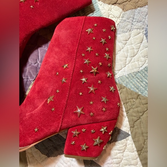 Matisse Limited Edition Caty Star Studded Red Suede Boots: Size 8 - Picture 7 of 13